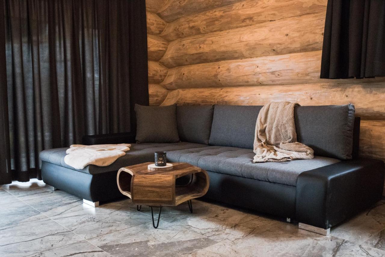 Blockhausen Luxus Chalets Oberschwarzenberg Luaran gambar