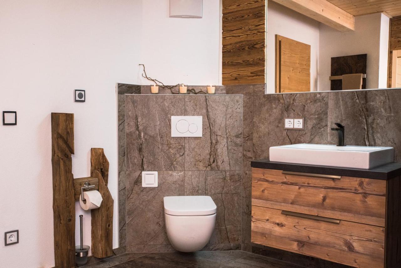 Blockhausen Luxus Chalets Oberschwarzenberg Luaran gambar
