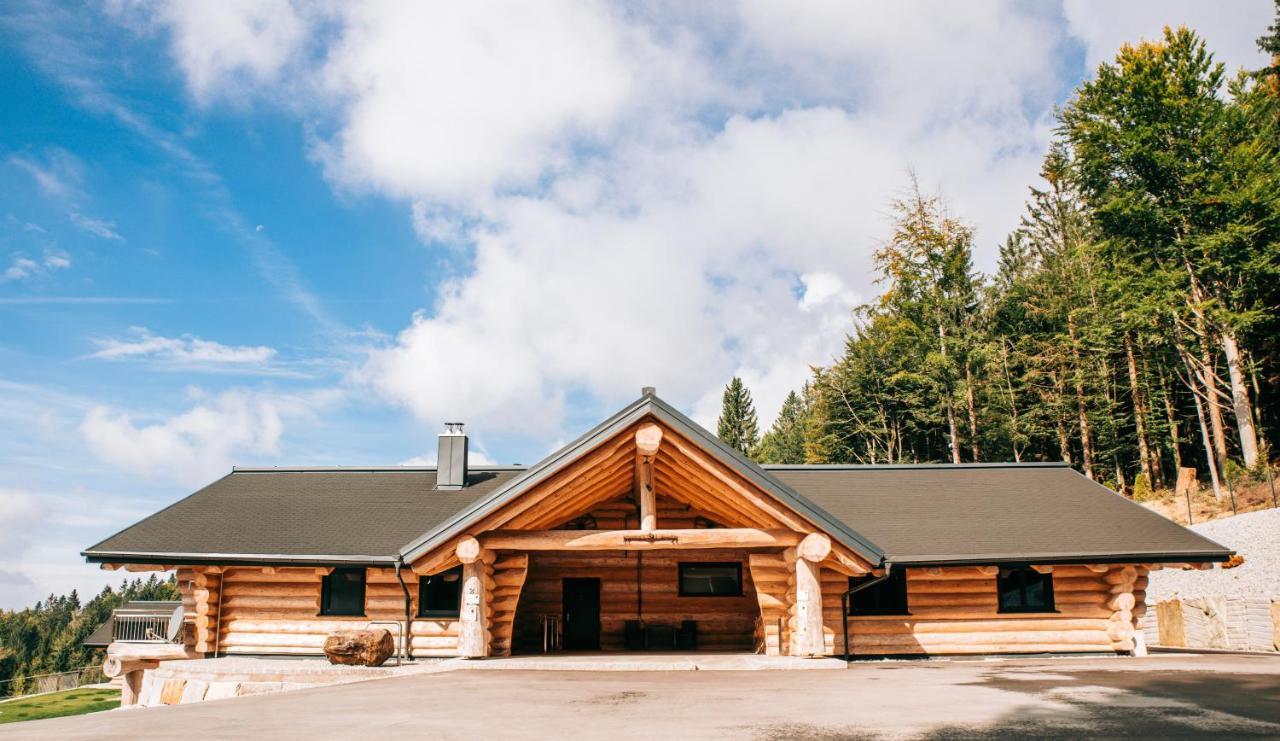 Blockhausen Luxus Chalets Oberschwarzenberg Luaran gambar
