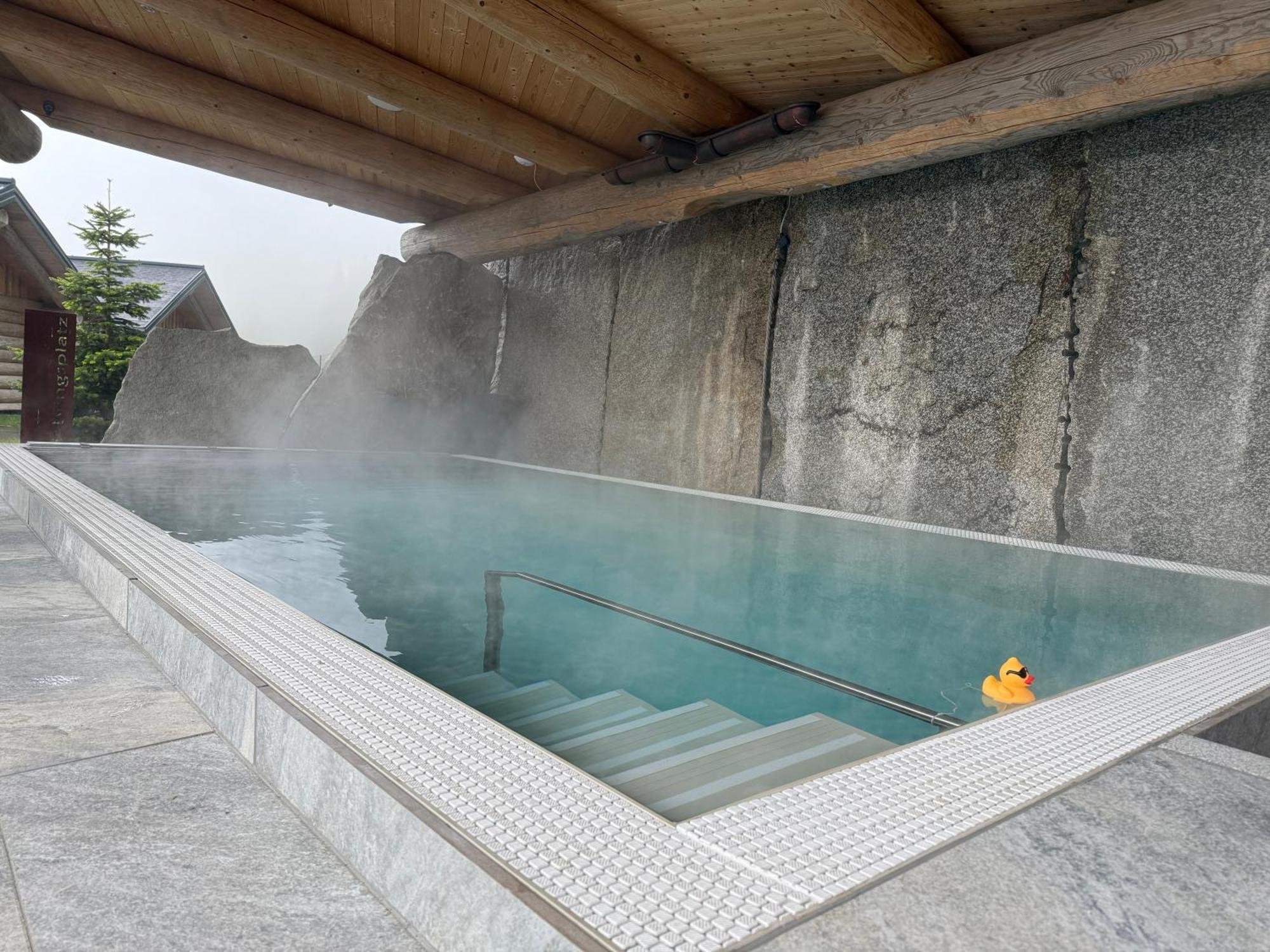 Blockhausen Luxus Chalets Oberschwarzenberg Luaran gambar